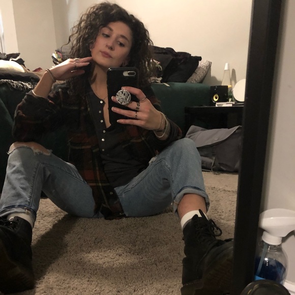 Meet your Posher, Sara - Picture 2 of 5